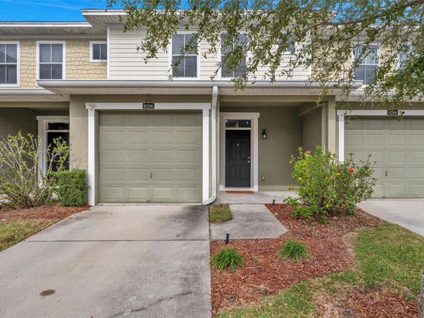 8206 BALLY MONEY ROAD, TAMPA, FL 33610