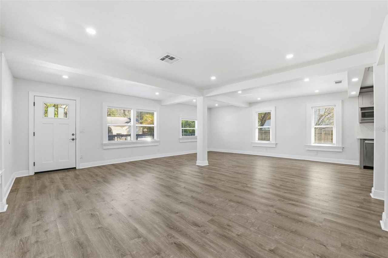 3924 45th Avenue N, Saint Petersburg, FL 33714 Photo