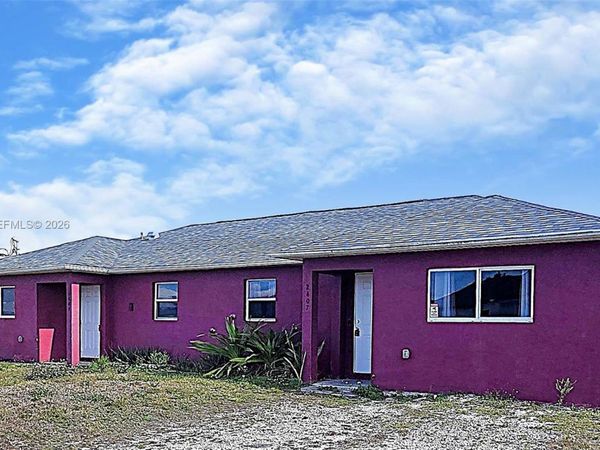 2405/07 Mansfield Ave. S., Lehigh Acres, FL 33973