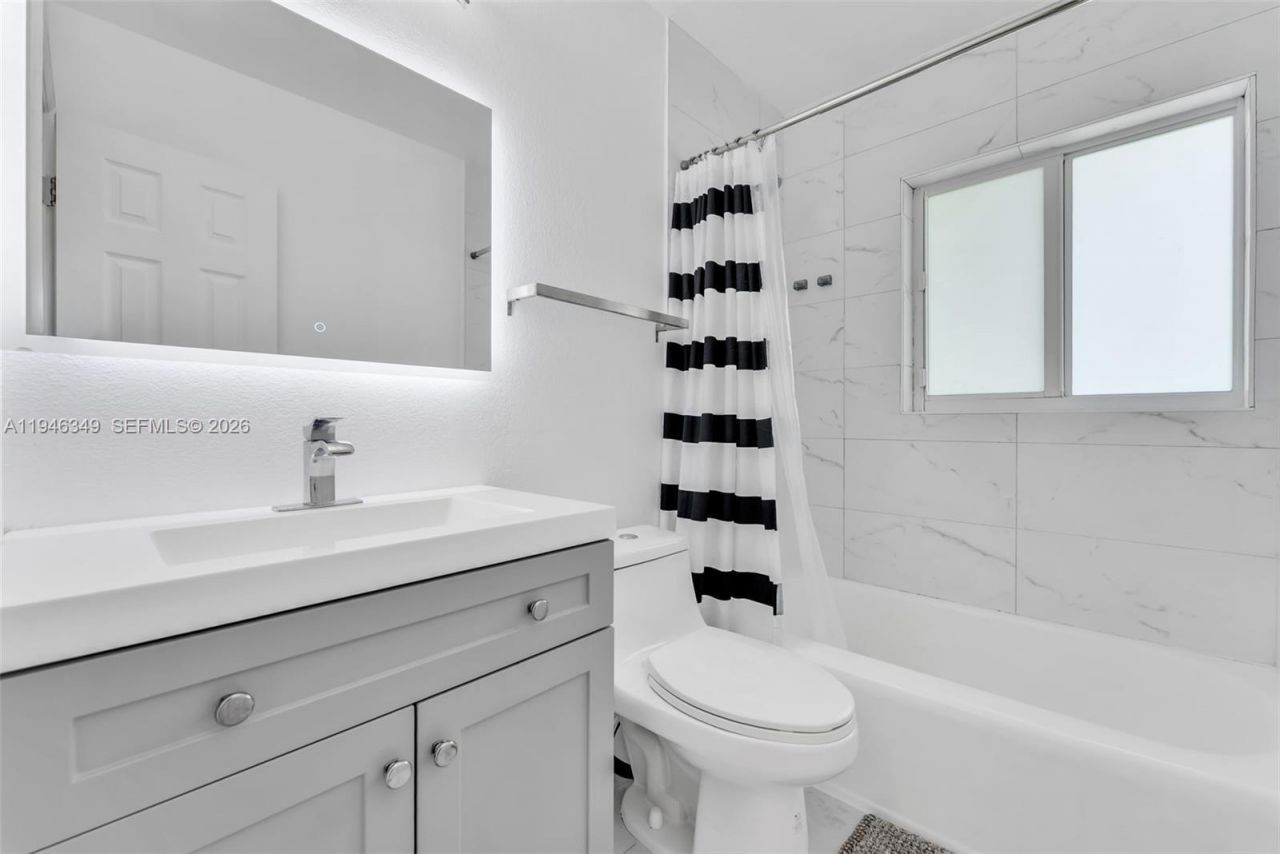 195 NW 115th St, Miami, FL 33168 Photo