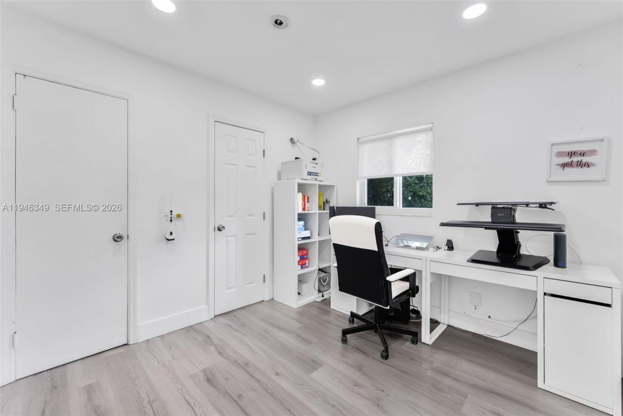 195 NW 115th St, Miami, FL 33168 Photo