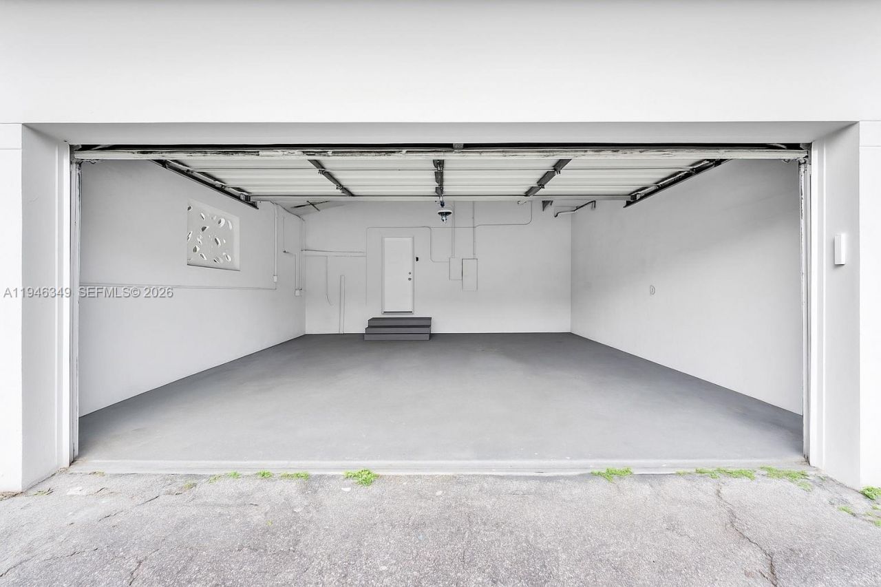 195 NW 115th St, Miami, FL 33168 Photo