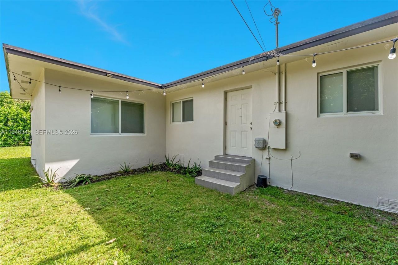 195 NW 115th St, Miami, FL 33168 Photo