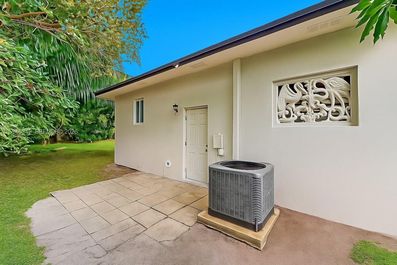 195 NW 115th St, Miami, FL 33168 Photo