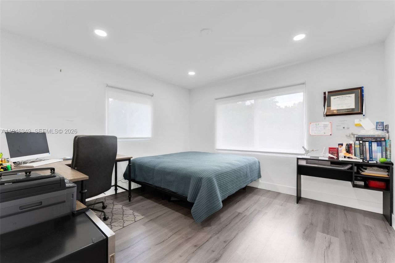 195 NW 115th St, Miami, FL 33168 Photo