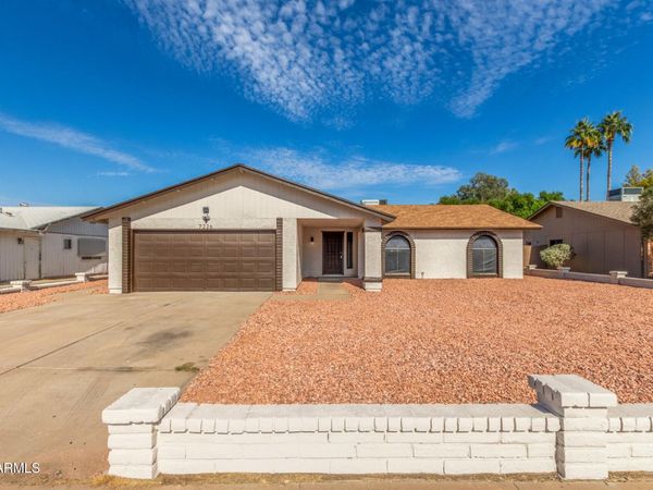7226 W SUNNYSLOPE Lane, Peoria, AZ 85345