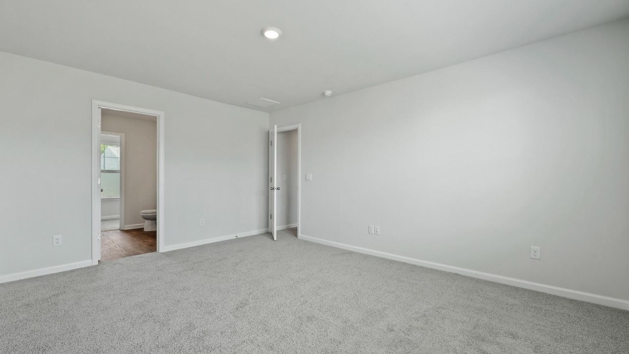 529 Lake Ridge Boulevard Photo 28