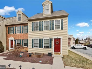 14 WEISER COURT, WOMELSDORF, PA 19567