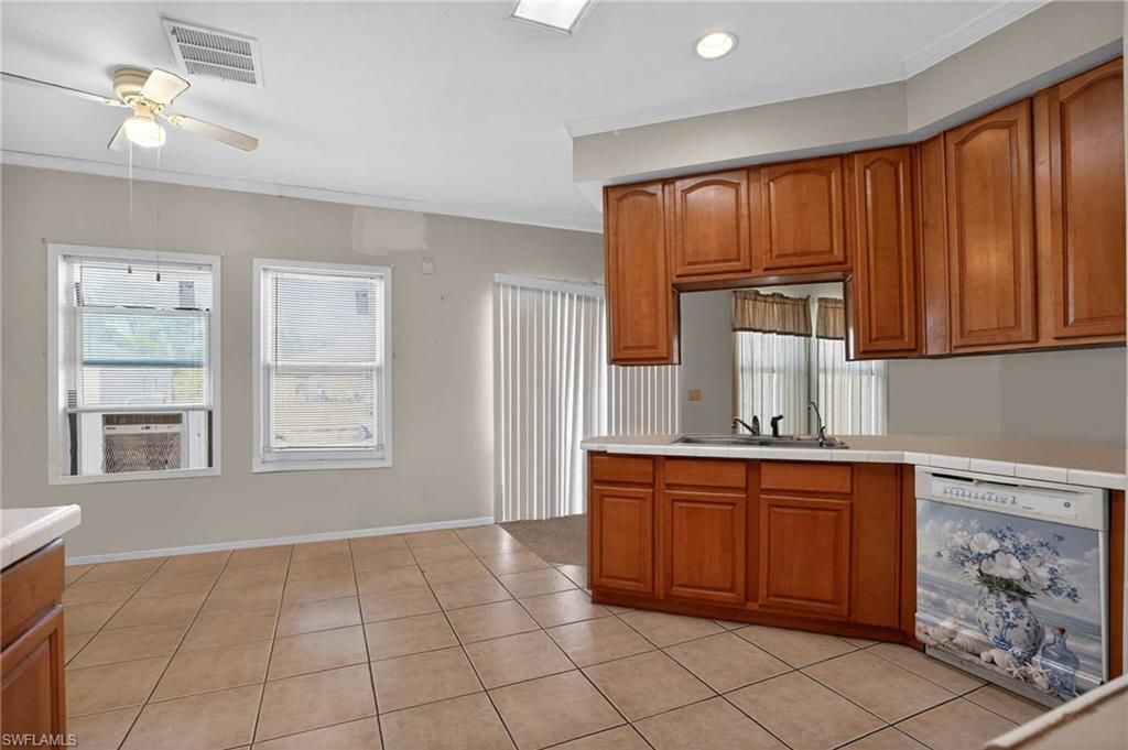 2808 34th St Sw, Lehigh Acres, FL 33976 Photo