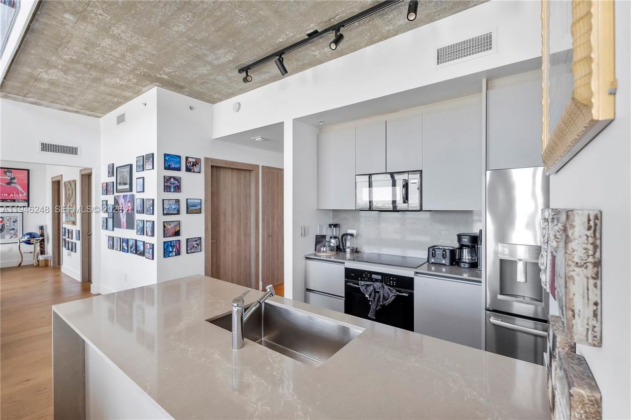 3470 E Coast Ave, Unit PH202, Miami, FL 33137 Photo