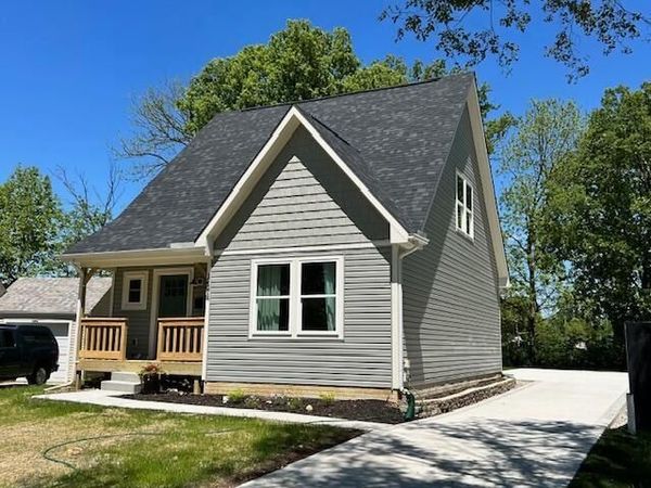 2574 Renwood Place, Columbus, OH 43211