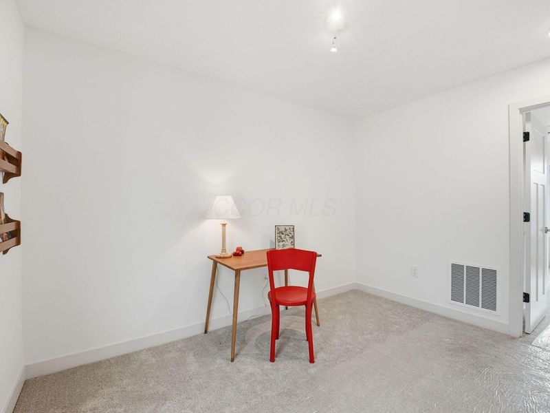 2574 Renwood Place, Columbus, OH 43211 Photo 18