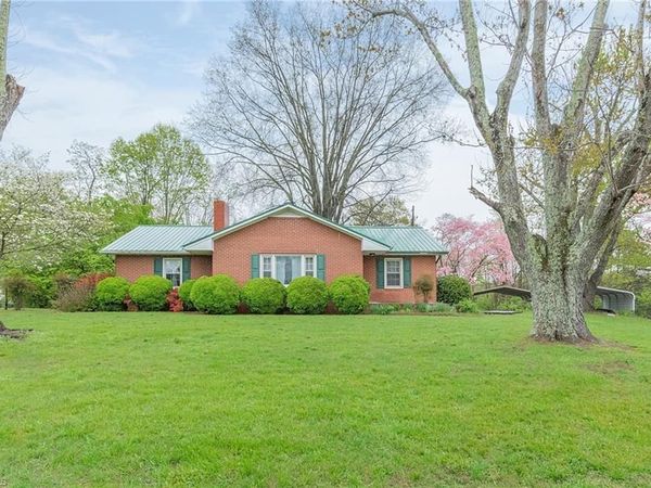 3878 NC Highway 772, Walnut Cove, NC 27052