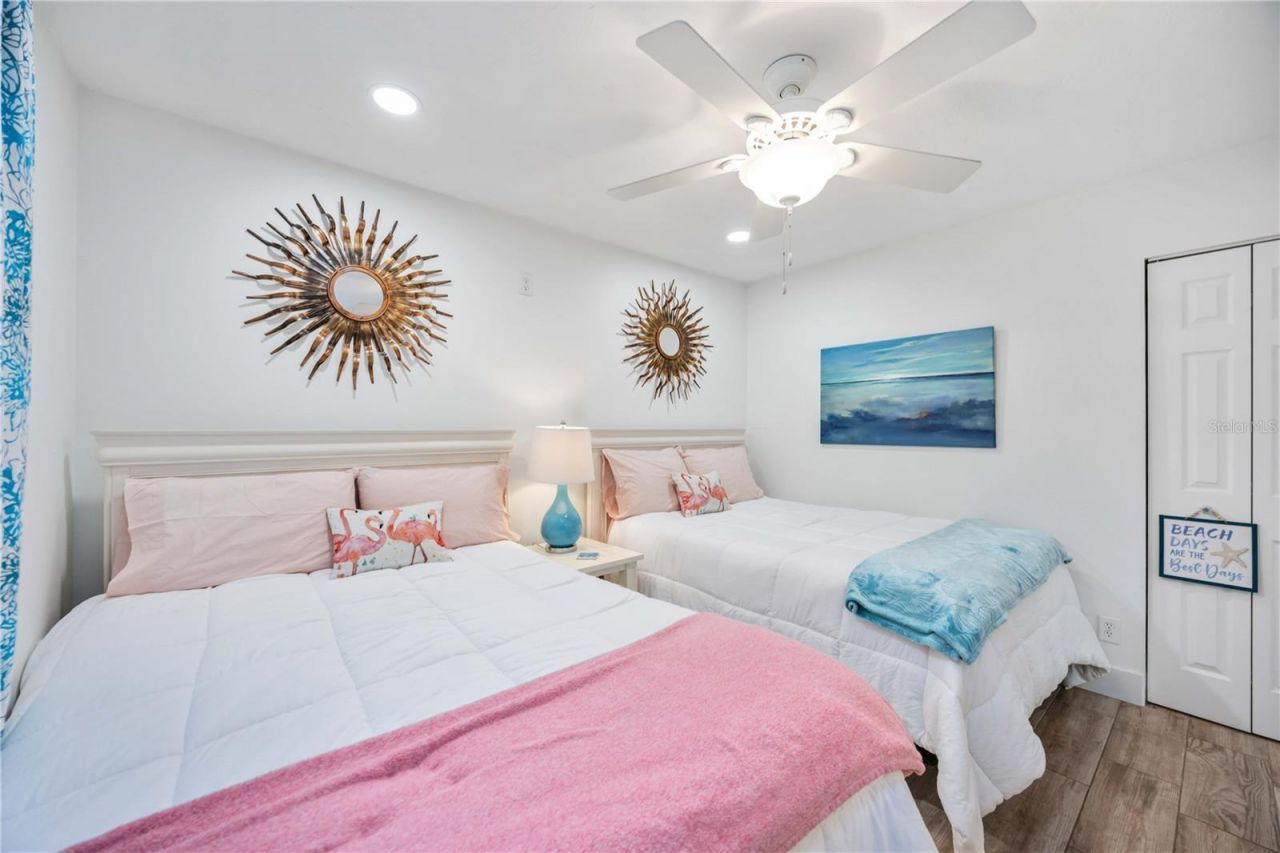 1166 W Peppertree Drive, Unit 112D, Sarasota, FL 34242 Photo