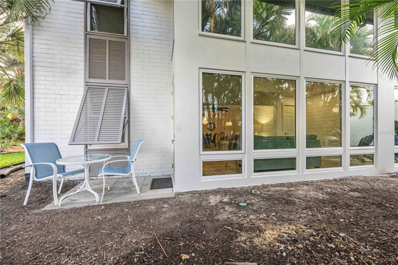 1166 W Peppertree Drive, Unit 112D, Sarasota, FL 34242 Photo