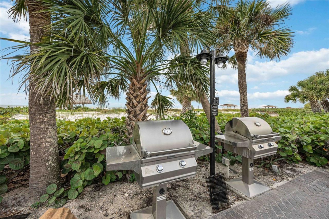 1166 W Peppertree Drive, Unit 112D, Sarasota, FL 34242 Photo