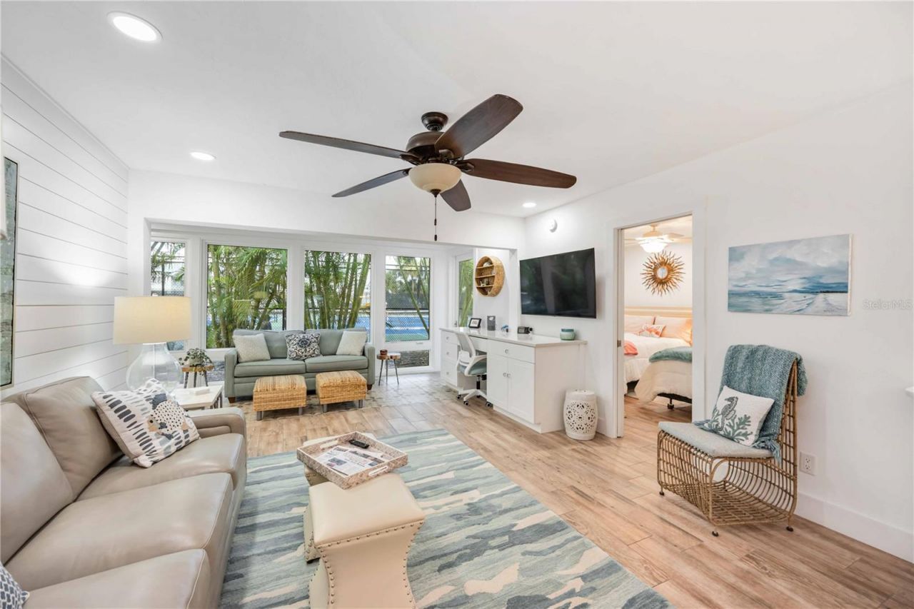 1166 W Peppertree Drive, Unit 112D, Sarasota, FL 34242 Photo