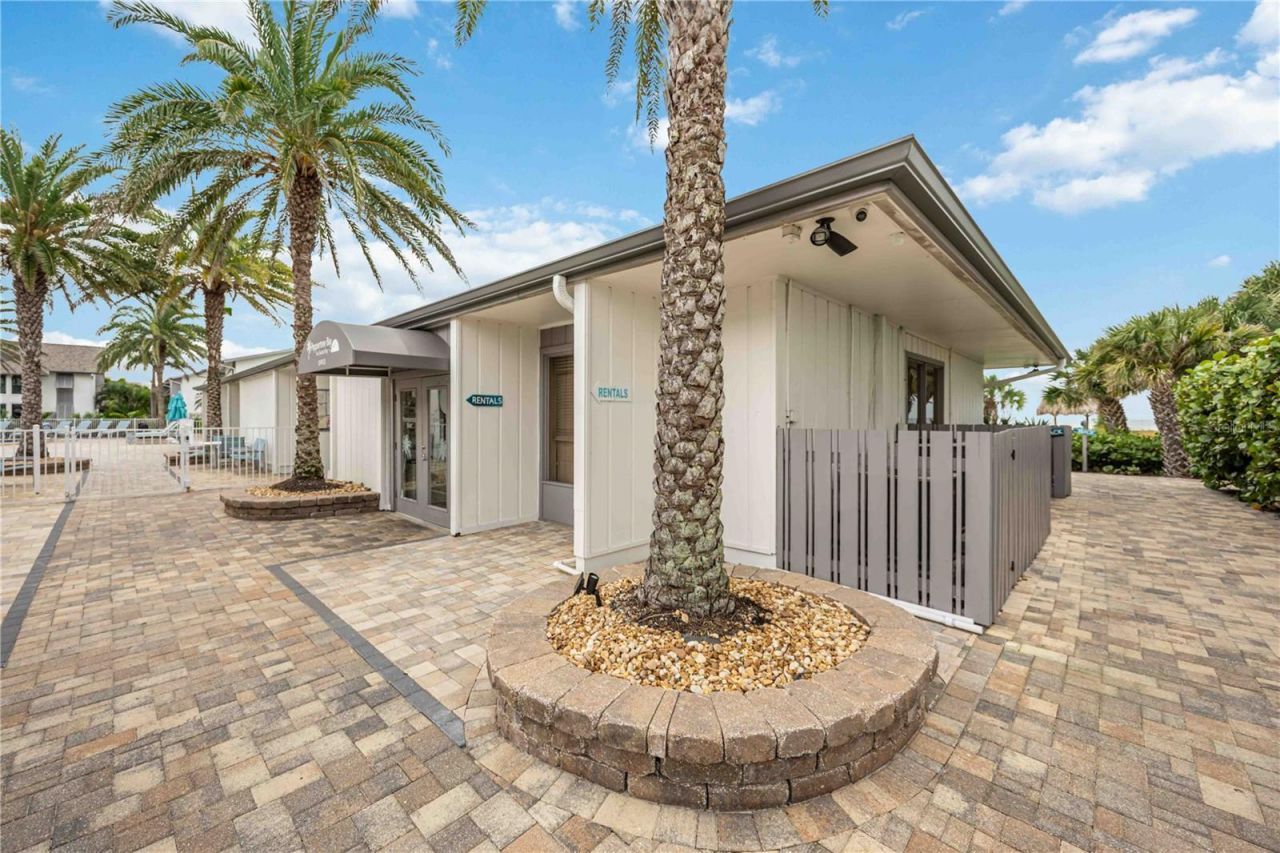 1166 W Peppertree Drive, Unit 112D, Sarasota, FL 34242 Photo