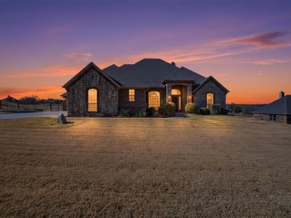 162 Ellis Spring Drive, Weatherford, TX 76085