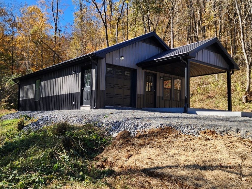 221 Pine Lick Estates Dr, Whitleyville, TN 38588 Main Photo