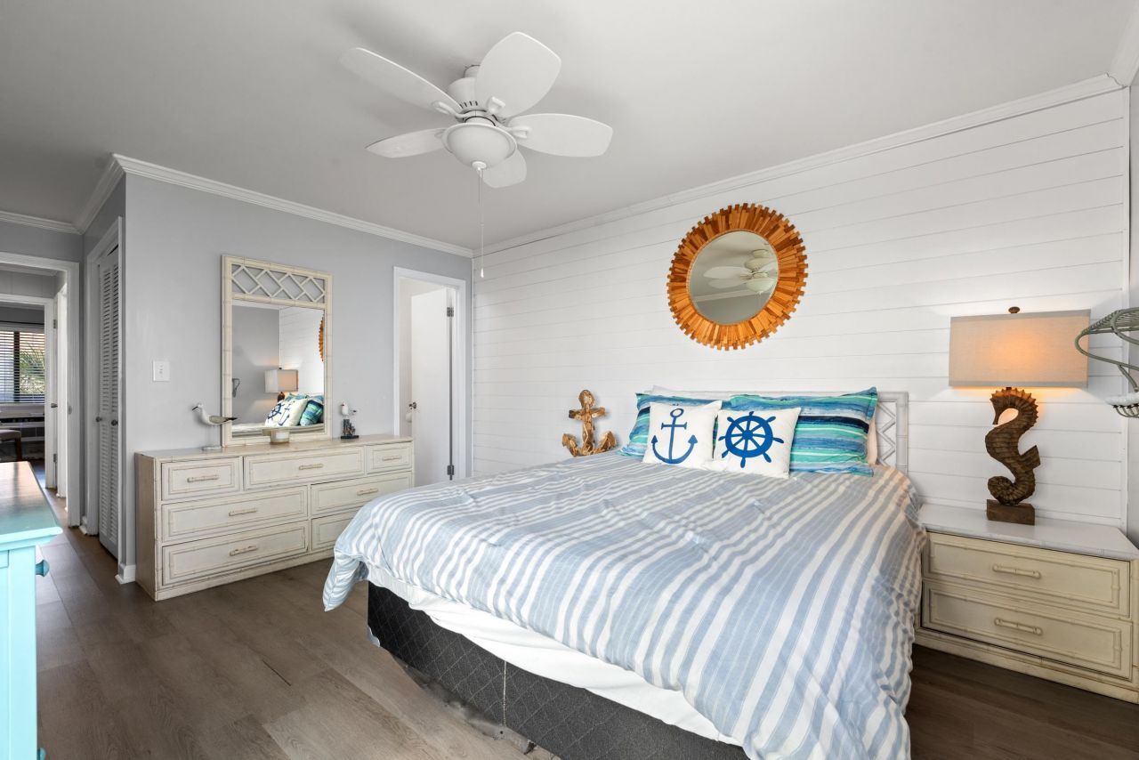 201 76th Ave. N Photo 12