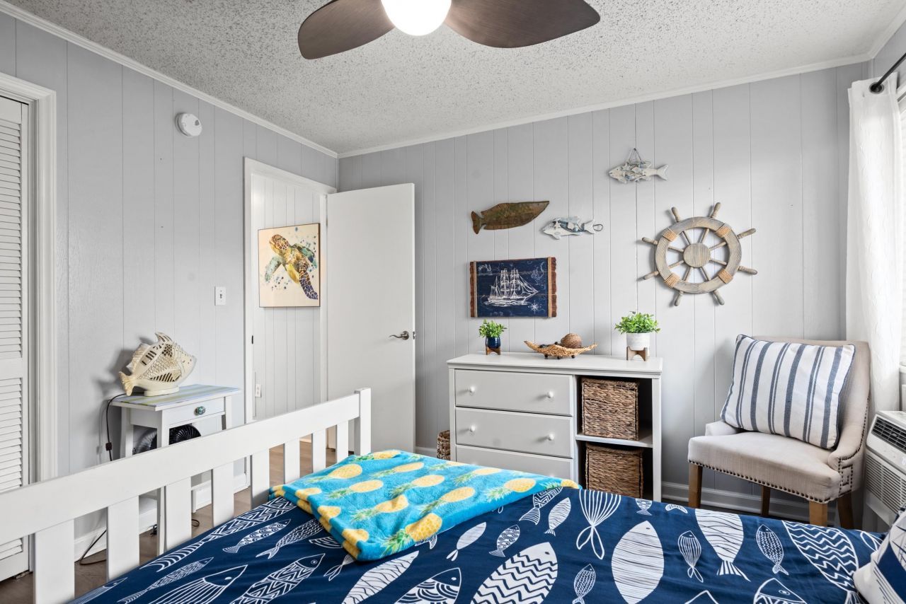 201 76th Ave. N Photo 14