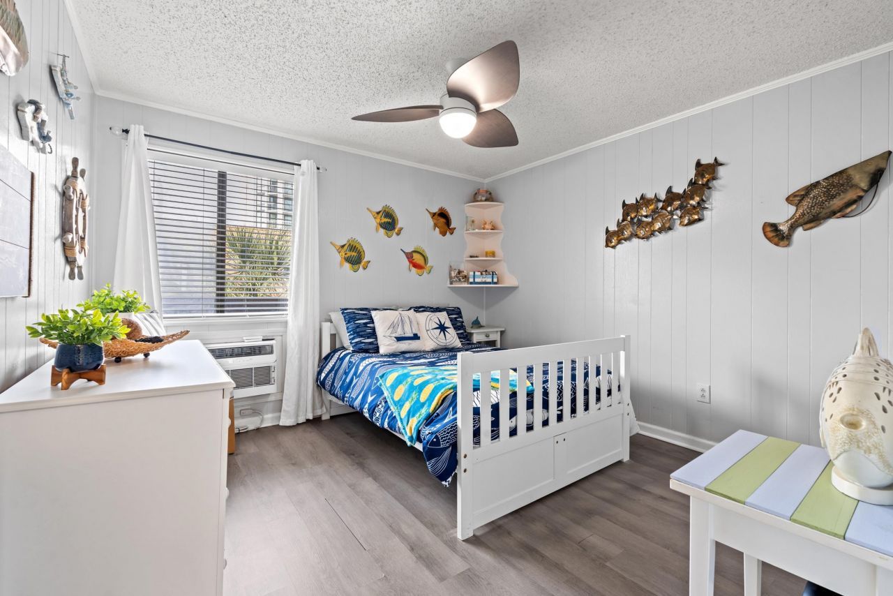 201 76th Ave. N Photo 16