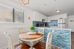 201 76th Ave. N photo 4