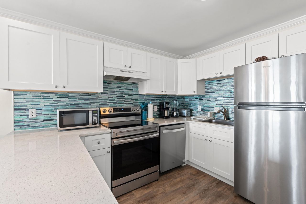 201 76th Ave. N Photo 21