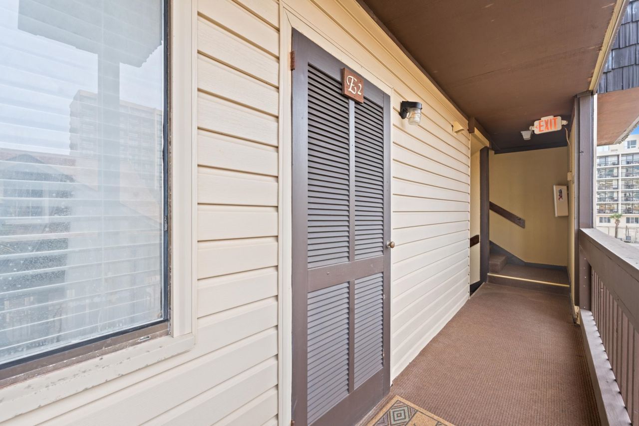 201 76th Ave. N Photo 23