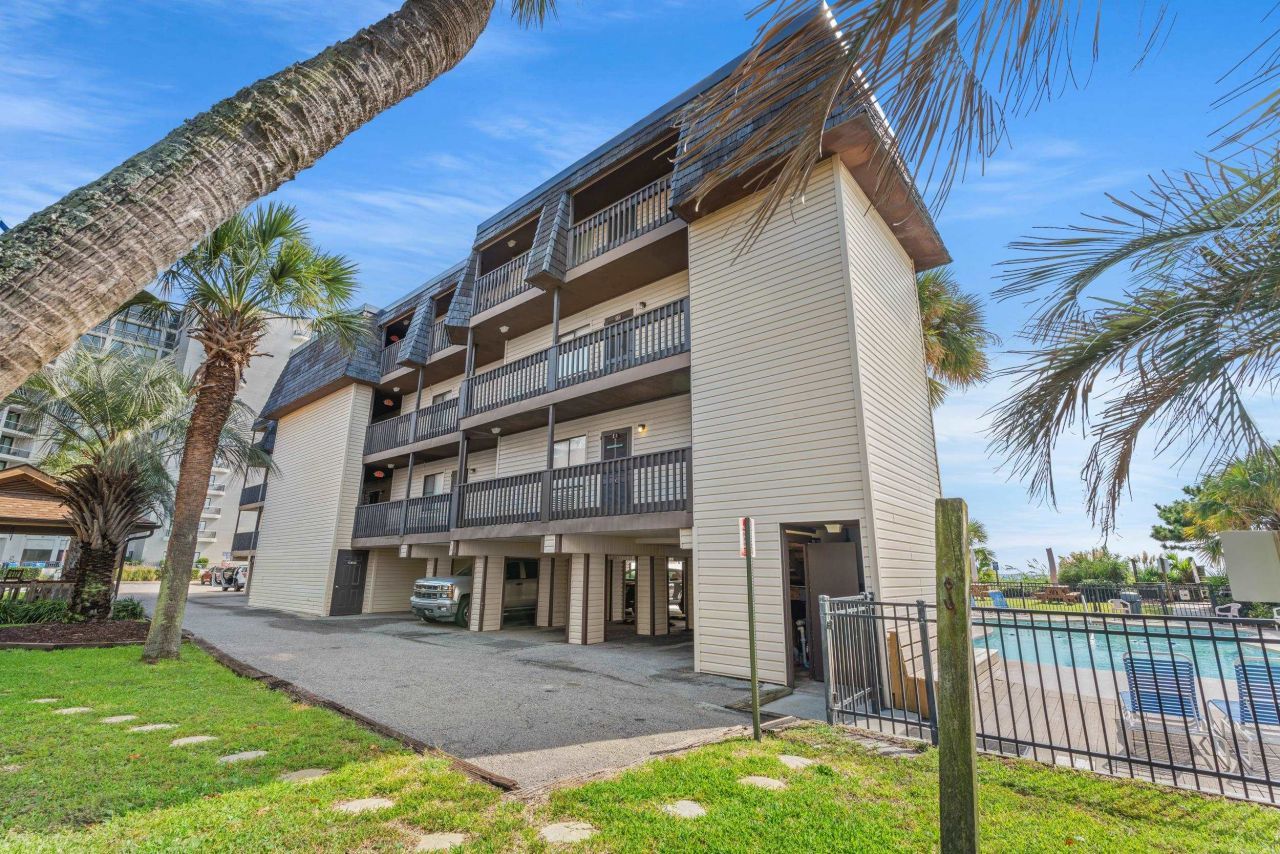 201 76th Ave. N Photo 35