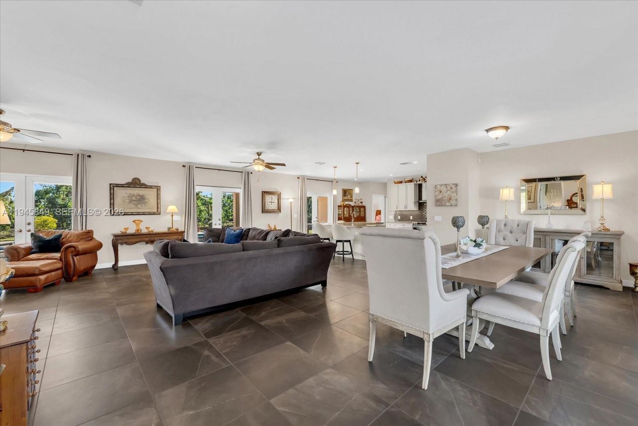 15150 SW 240th St , Homestead, FL 33032 Photo