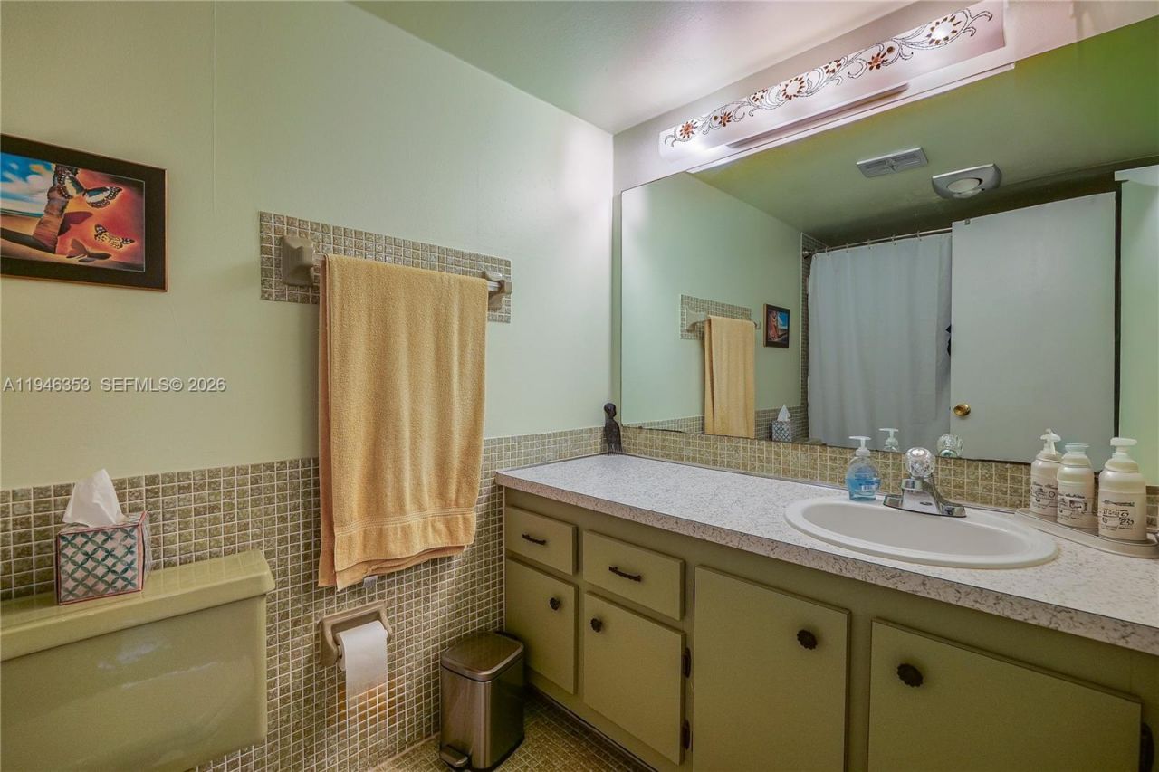 4751 NW 21st St, Unit 211, Lauderhill, FL 33313 Photo