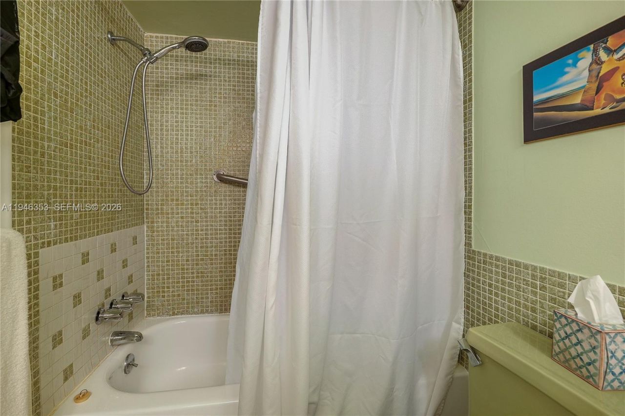 4751 NW 21st St, Unit 211, Lauderhill, FL 33313 Photo