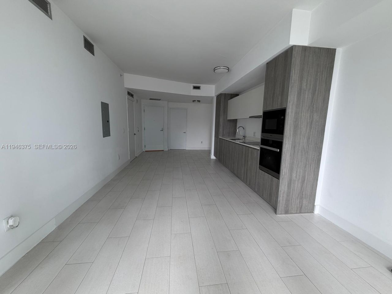2900 NE 7 Av, Unit 808, Miami, FL 33137 Photo