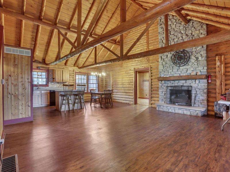 3591 Richland Road NE, Pleasantville, OH 43148 Photo 6