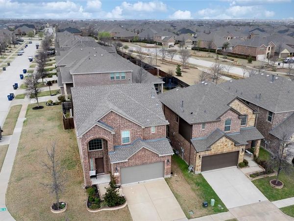 601 Grand Falls Lane, McKinney, TX 75071