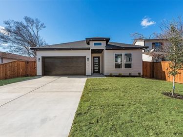 4021 Esmalda Street, Dallas, TX 75212