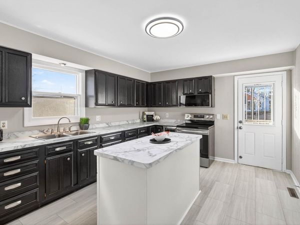 3720 43rd Avenue S, Minneapolis, MN 55406