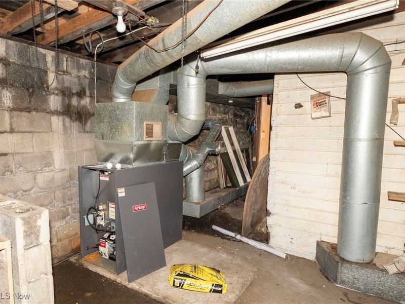 1573 Barnhill Road SE, New Philadelphia, OH 44663 Photo 25