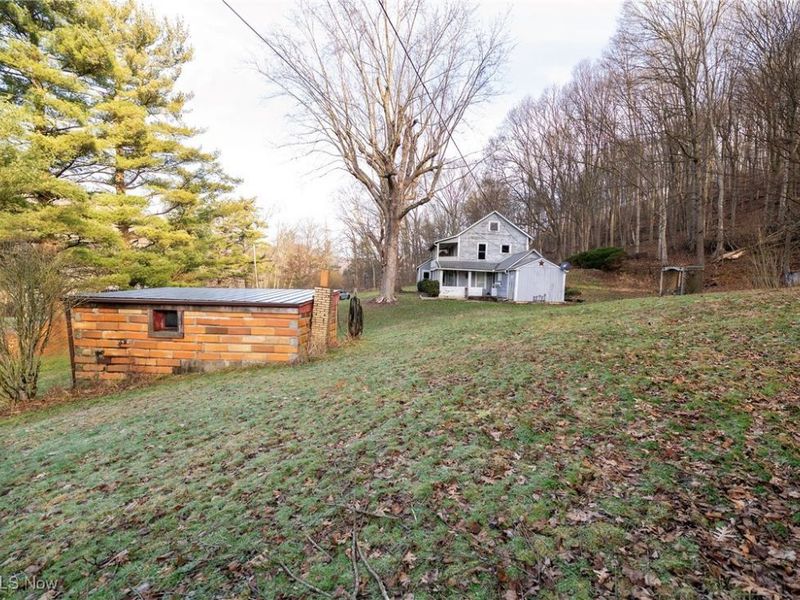 1573 Barnhill Road SE, New Philadelphia, OH 44663 Photo 4