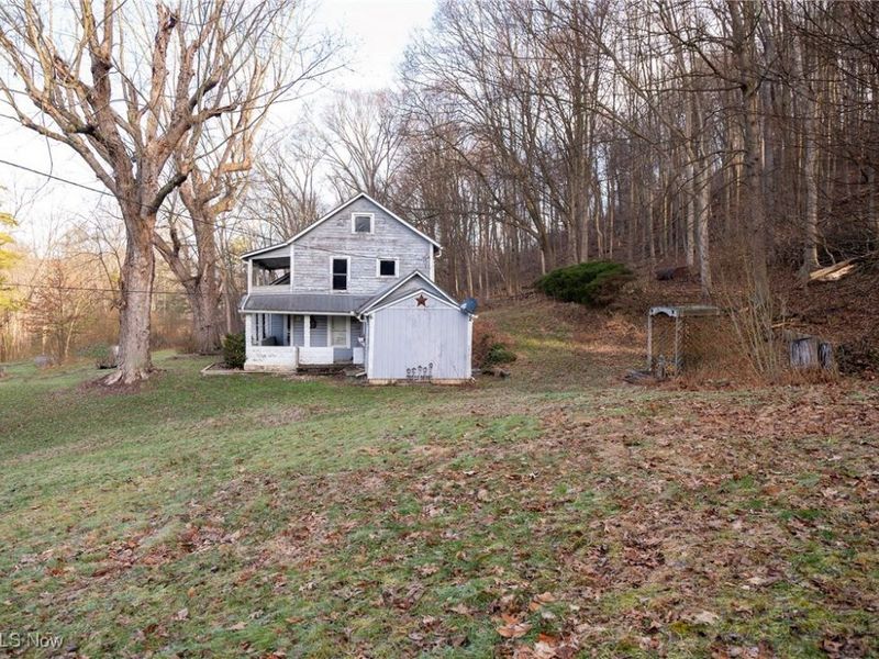 1573 Barnhill Road SE, New Philadelphia, OH 44663 Photo 5