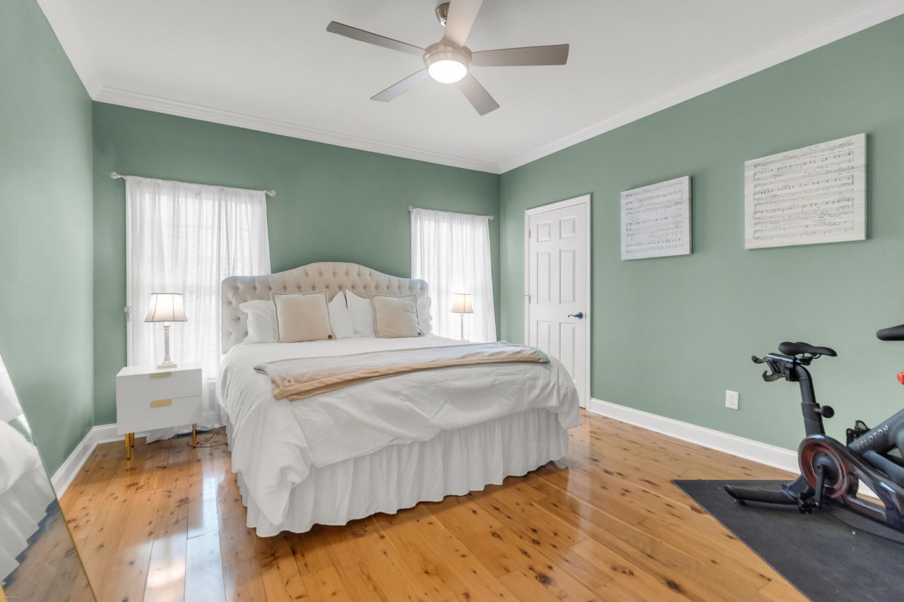 1173 Sea Eagle Watch Photo 16