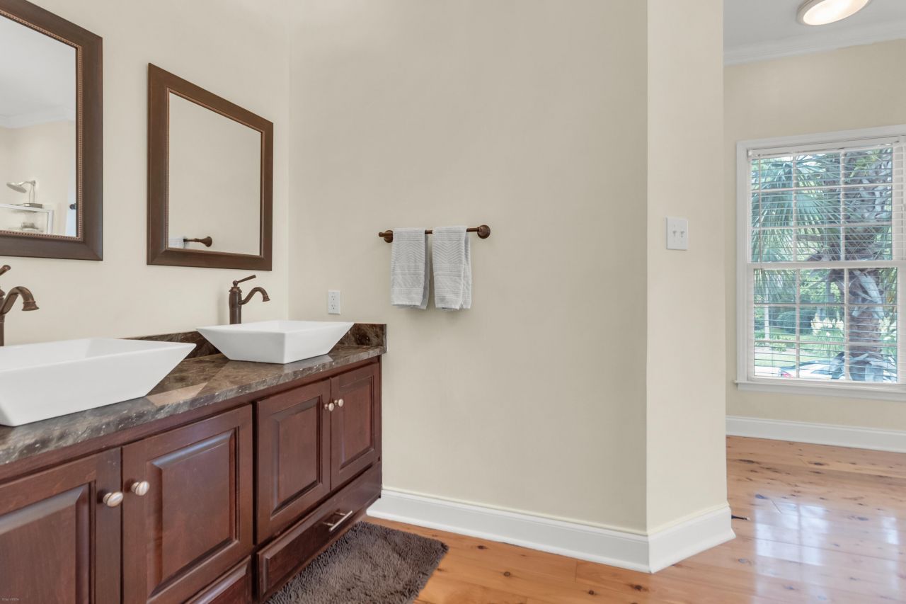 1173 Sea Eagle Watch Photo 17