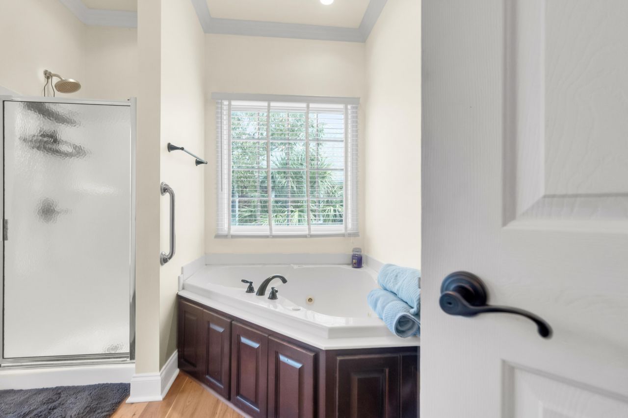 1173 Sea Eagle Watch Photo 18