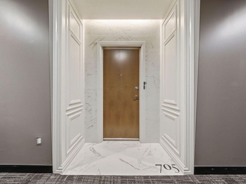 225 John H Mcconnell Boulevard, Unit 705, Columbus, OH 43215 Photo 1