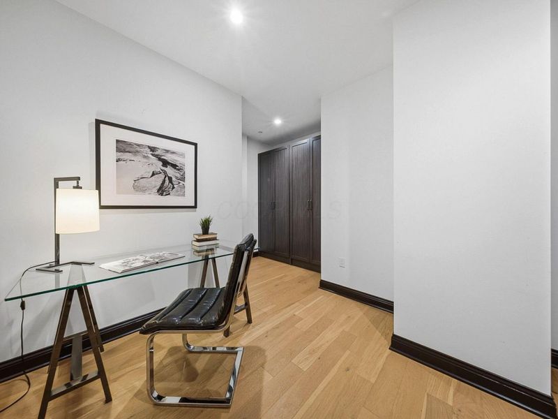 225 John H Mcconnell Boulevard, Unit 705, Columbus, OH 43215 Photo 28