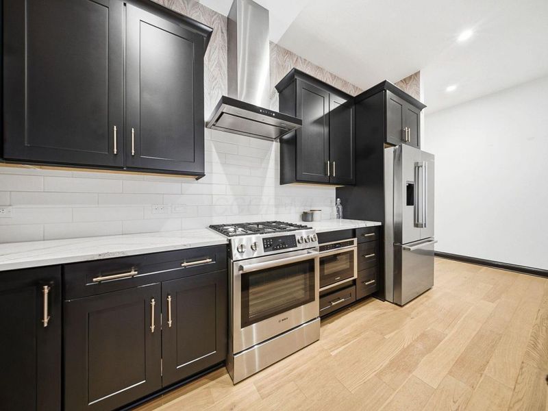 225 John H Mcconnell Boulevard, Unit 705, Columbus, OH 43215 Photo 5