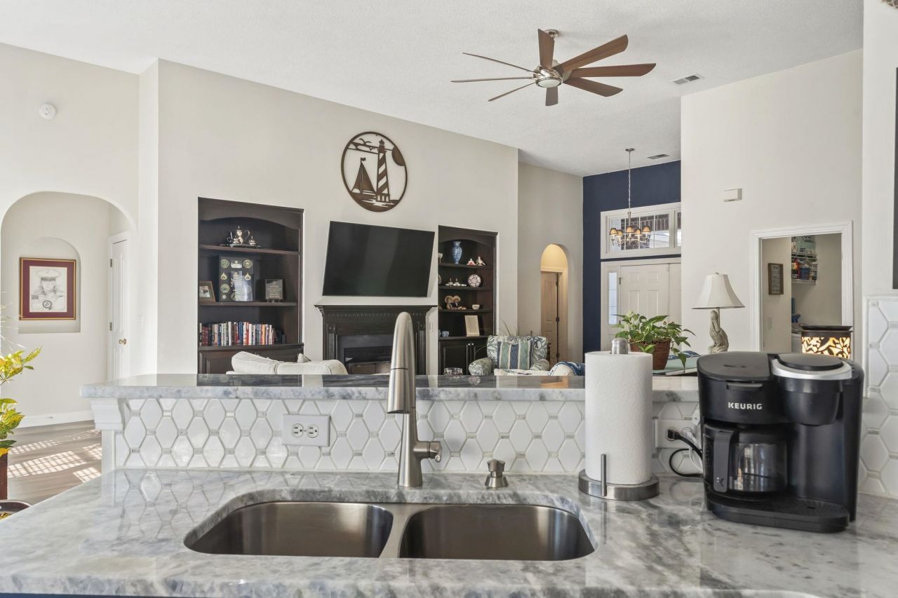 6603 Salisbury Ct. Photo 44