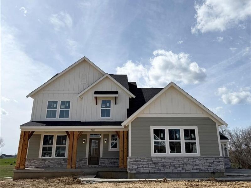 3605 Cypress Pointe Drive, Bellbrook, OH 45305 Photo 1